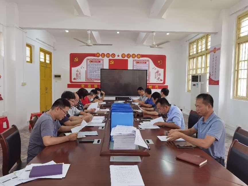 说明: 641f7a2710445a3ecb2adf9c524af92 说明: 641f7a2710445a3ecb2adf9c524af92