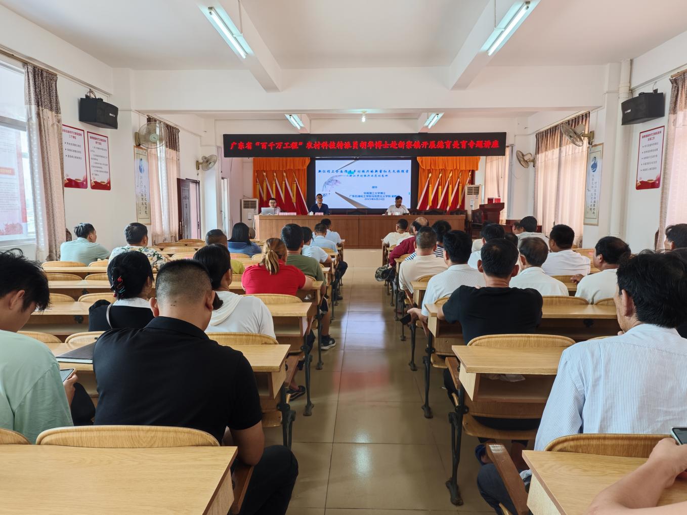 说明: d442f8968a24a8fefcc66a07167ad11 说明: d442f8968a24a8fefcc66a07167ad11