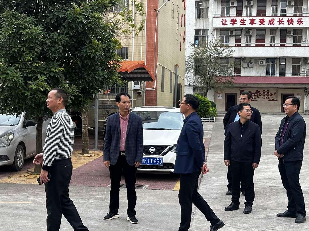 说明: 微信图片_20240419170642 说明: 微信图片_20240419170642