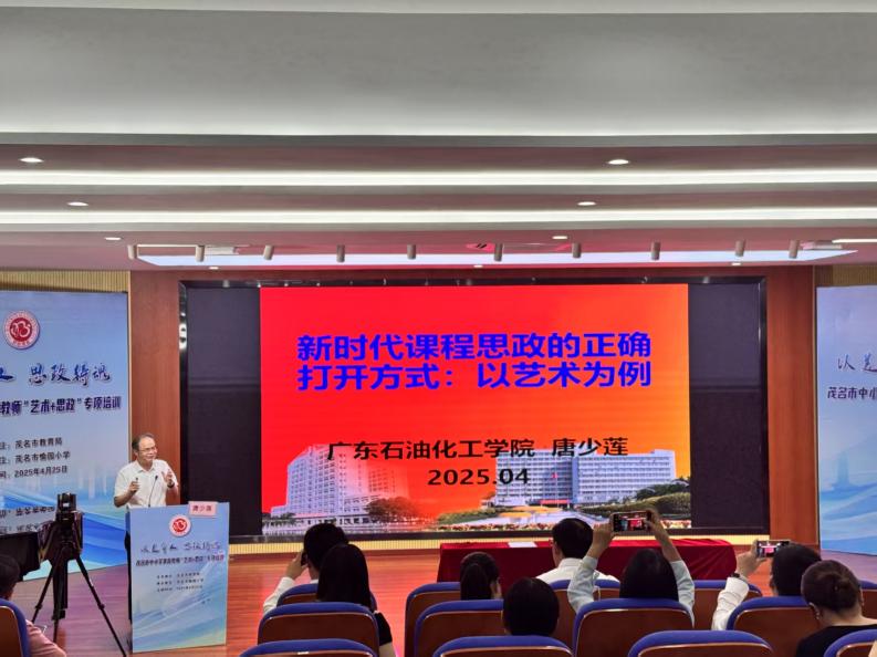 说明: 90c4071e092b25fd2378f0a13c461d3 说明: 90c4071e092b25fd2378f0a13c461d3